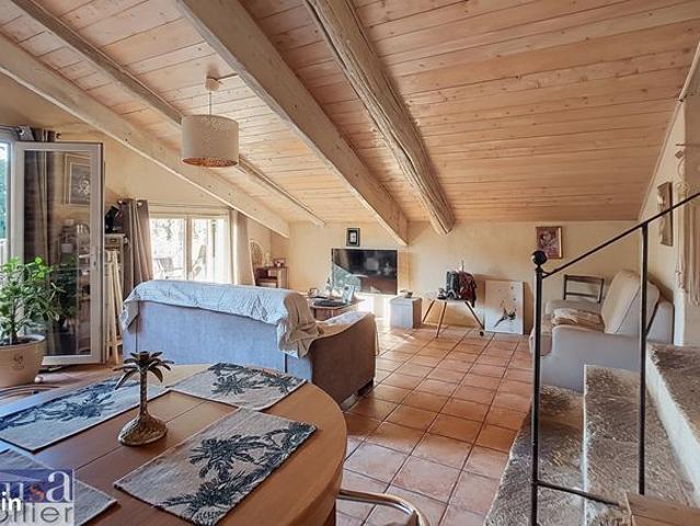 Maison vente à Nîmes, Montfrin