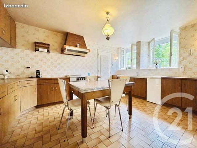 Maison vente à Rochechouart, Saint-laurent-sur-gorre