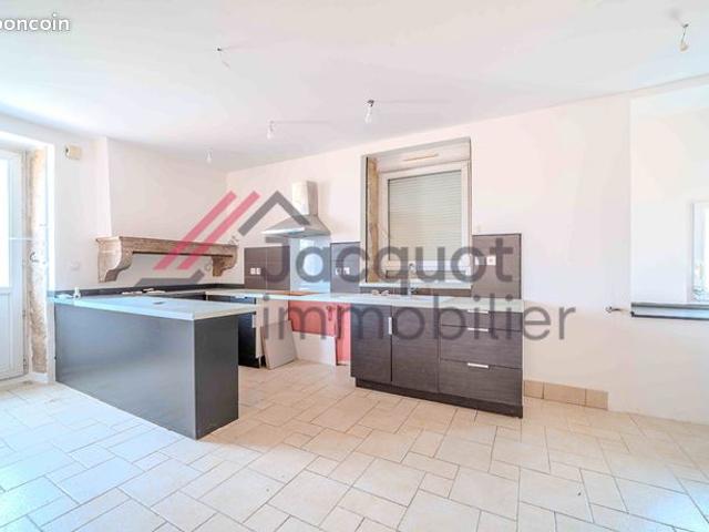 Maison vente à Lons-le-Saunier, Trenal