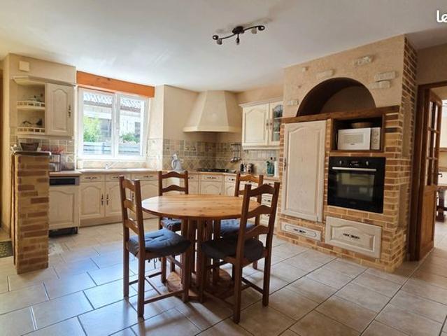 Maison vente à Lons-le-Saunier, Vers-sous-sellières