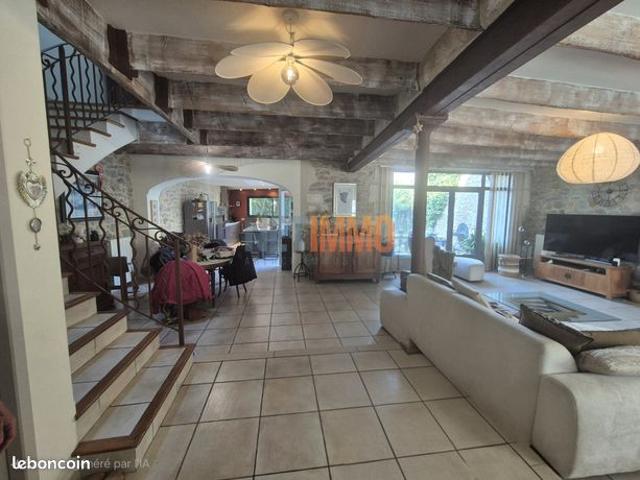 Maison vente à Nîmes, Saint-laurent-d'aigouze