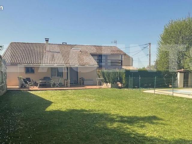 Maison vente à Blaye, Cars