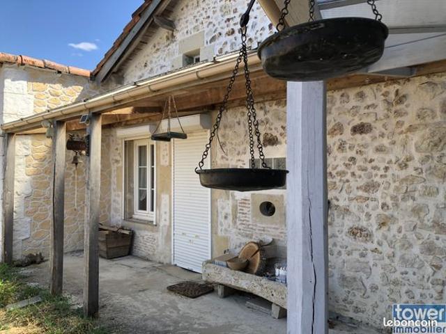 Maison vente à Confolens, Alloue