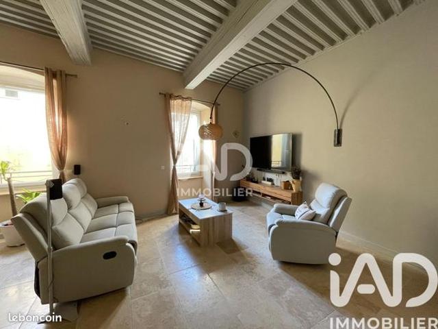 Maison vente à Nîmes, Vallabrègues