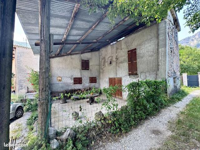 Maison vente à Castellane