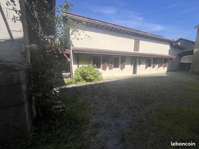 Maison vente à Oloron-Sainte-Marie, Autevielle-saint-martin-bideren