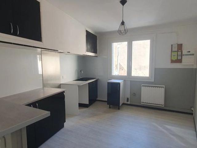 Maison vente à Béziers, Corneilhan