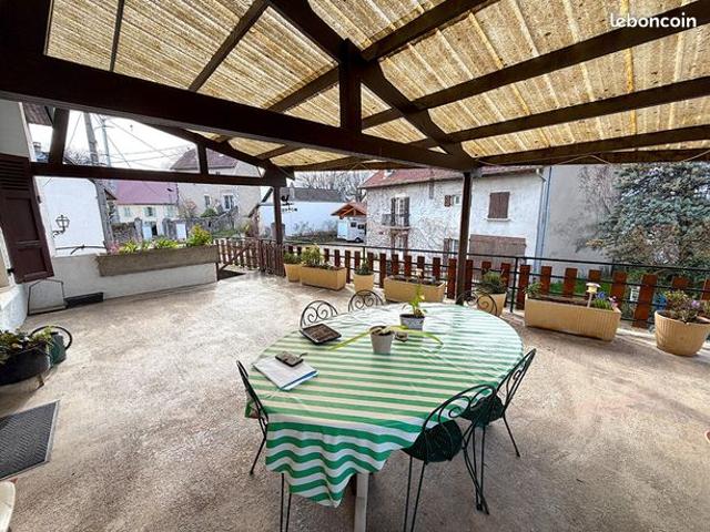 Maison vente à Saint-Julien-en-Genevois, Seyssel