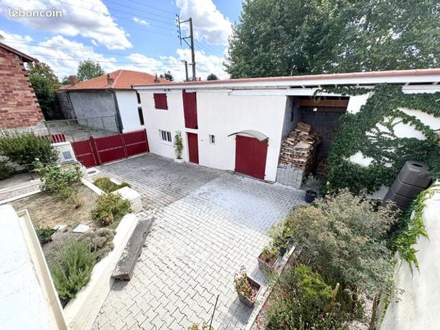 Maison vente à Riom, Saint-laure