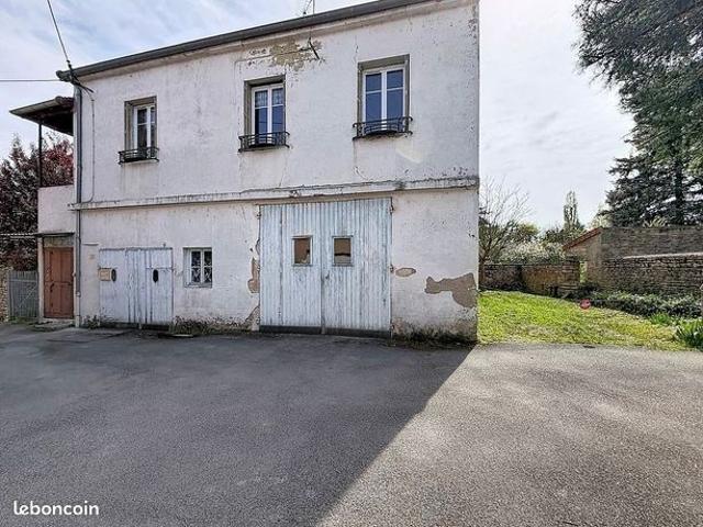 Maison vente à Mâcon, Salornay-sur-guye