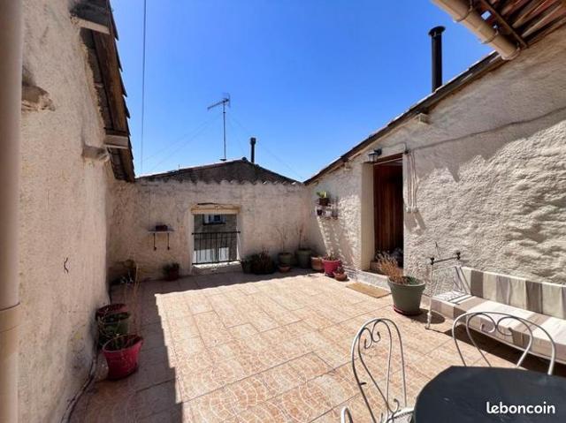 Maison vente à Narbonne, Bize-minervois