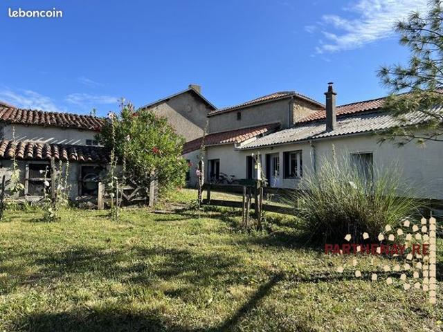 Maison vente à Lhoumois, Deux-Sèvres