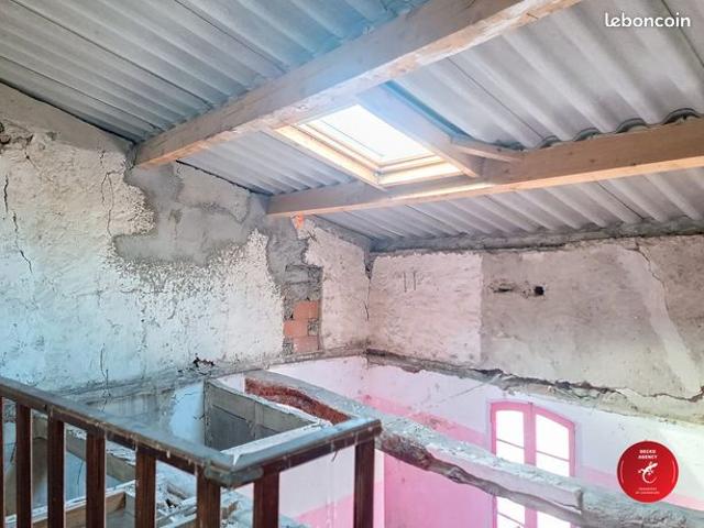 Maison vente à La Tour-du-Pin, Montferrat