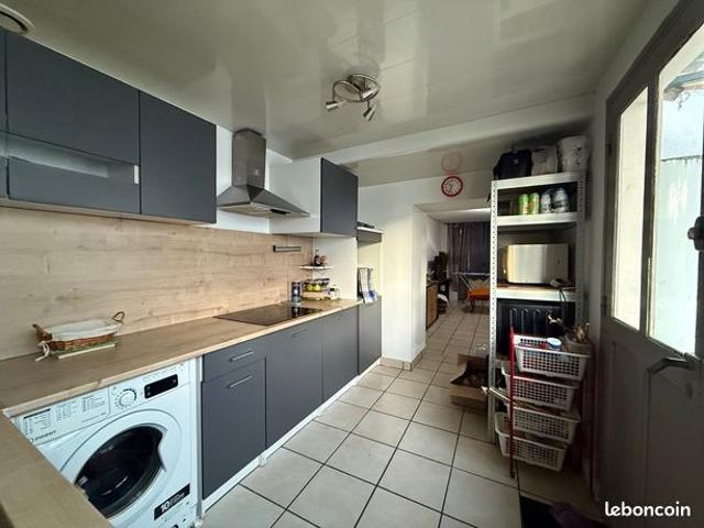 Maison vente à Bourges, Chârost
