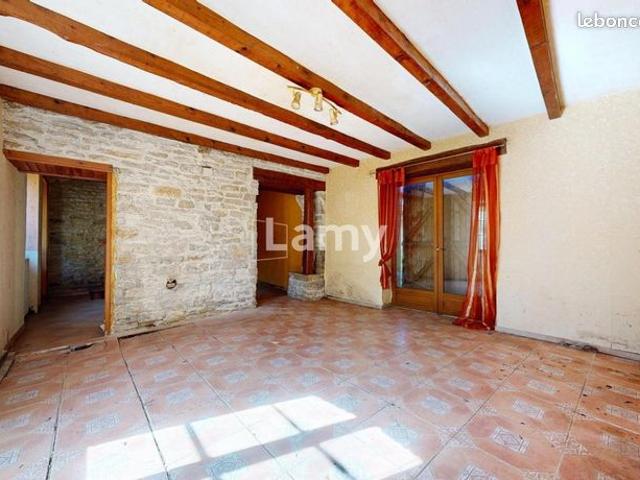 Maison vente à Amoncourt, Haute-Saône