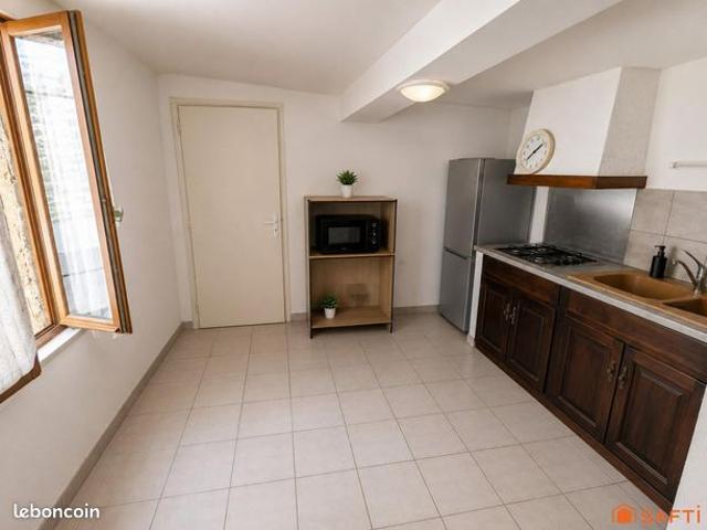 Maison vente à Nîmes, Meynes