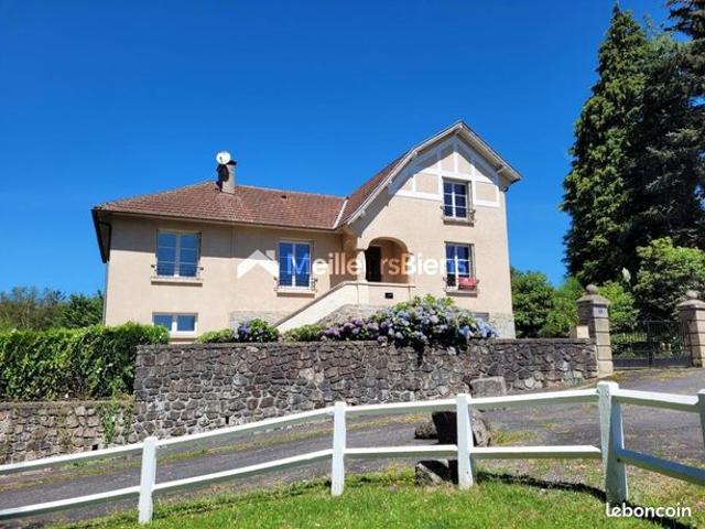 Maison vente à Aurillac, Laroquebrou