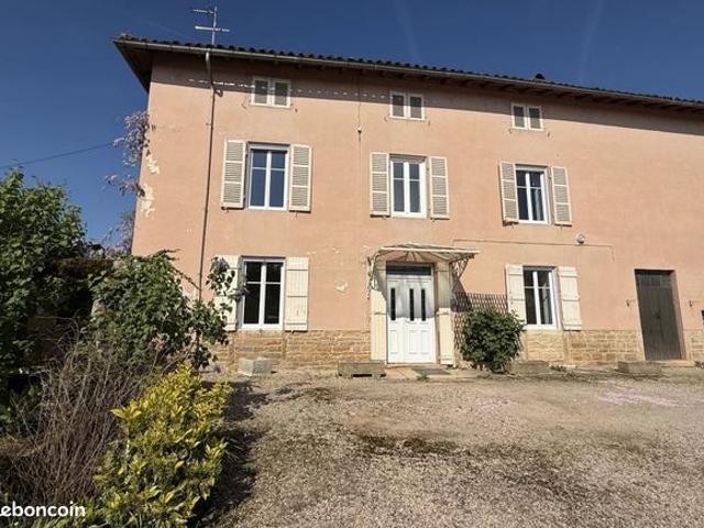 Maison vente à Mâcon, Senozan