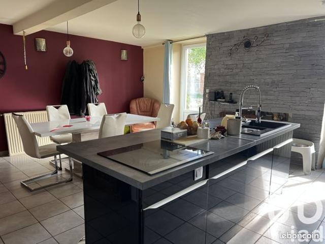 Maison vente à Confolens, Abzac