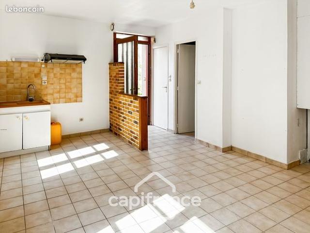 Maison vente à La Flèche, Mansigné