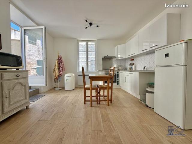 Maison vente à Jonzac, Saint-fort-sur-gironde