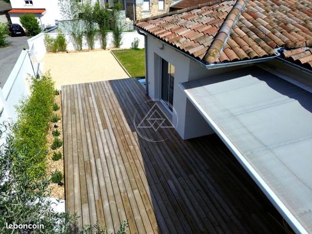 Maison vente à Peyrins, Guadeloupe