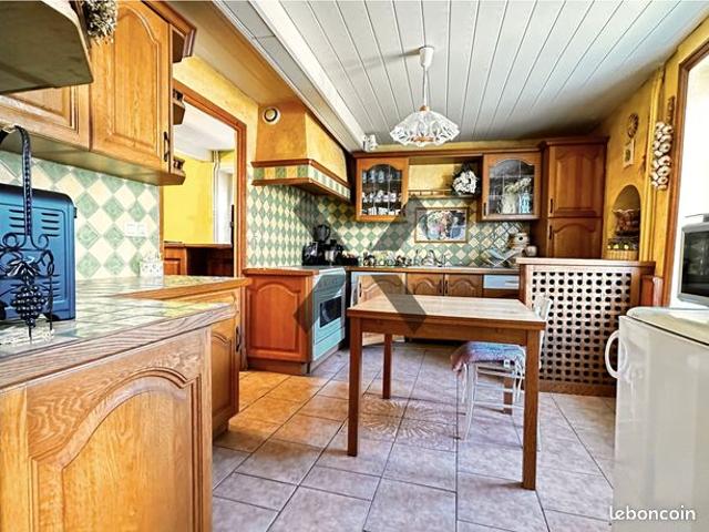Maison vente à Roanne, Fourneaux