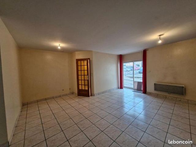 Maison vente à Roanne, Saint-martin-d'estréaux