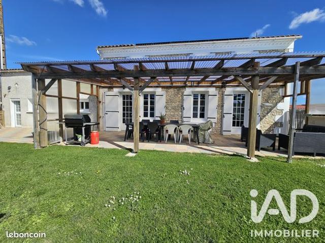 Maison vente à Saintes, Corme-ecluse