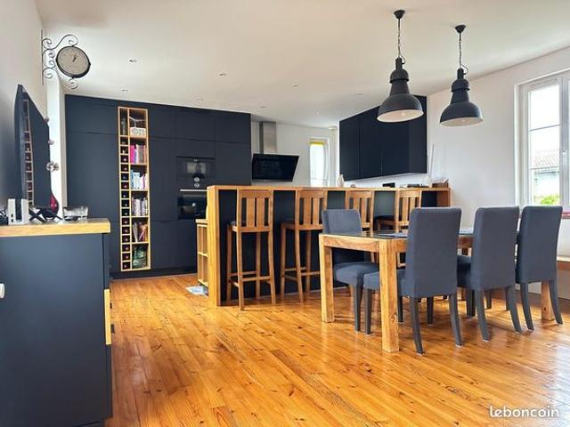 Maison vente à Riom, Beauregard-vendon