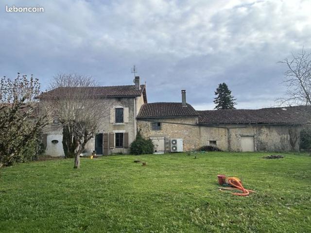 Maison vente à Confolens, Le Grand-madieu