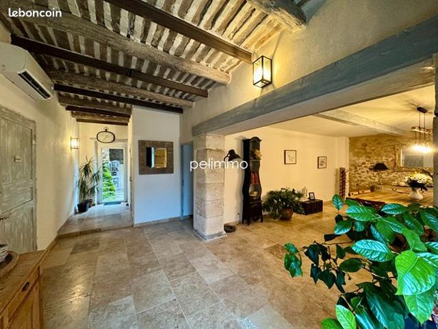 Maison vente à Aix-en-Provence, Alleins
