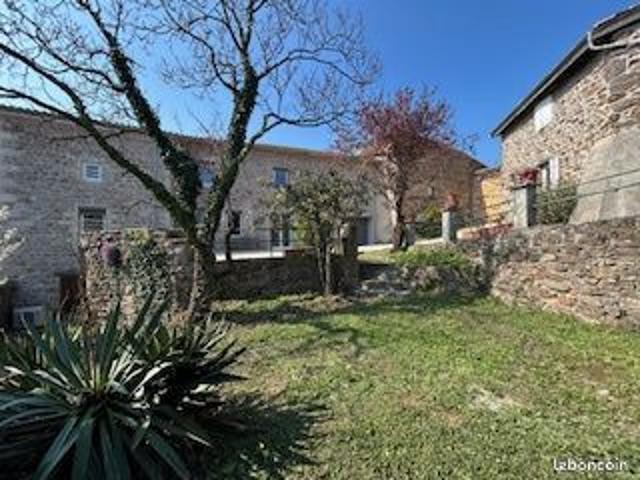 Maison vente à Tournon-sur-Rhône, Charnas