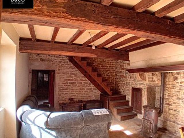 Maison vente à Mâcon, Laizé