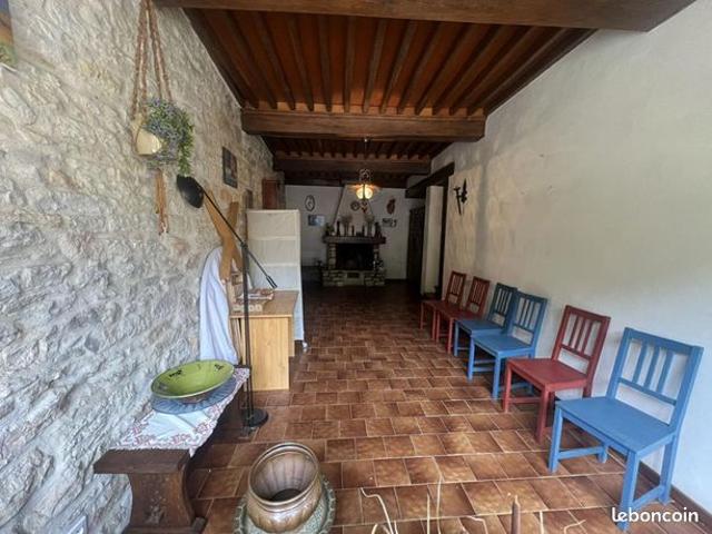Maison vente à Lons-le-Saunier, Saint-amour