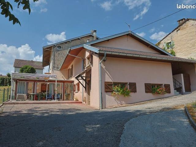 Maison vente à Lons-le-Saunier, Condes