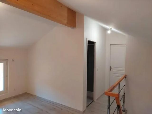 Maison location à Frontonas, Isère