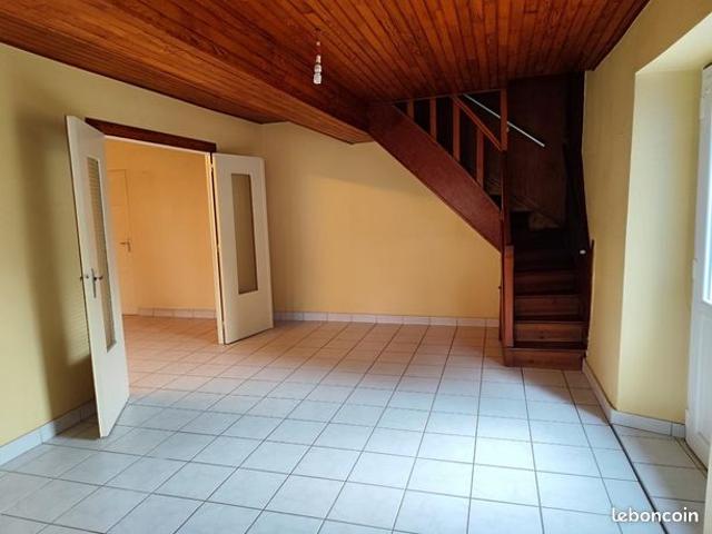 Maison vente à Montbrison, Saint-martin-lestra