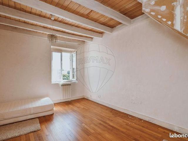 Maison vente à Vichy, Busset