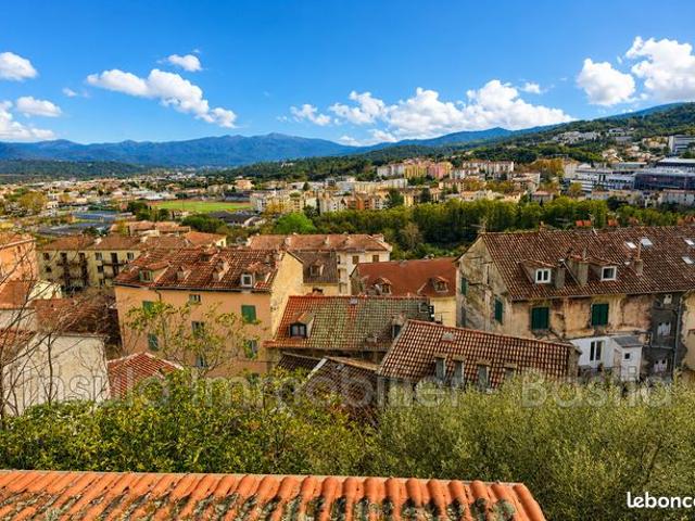 Maison vente à Corte