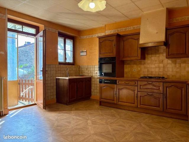 Maison vente à Chalon-sur-Saône, Vers