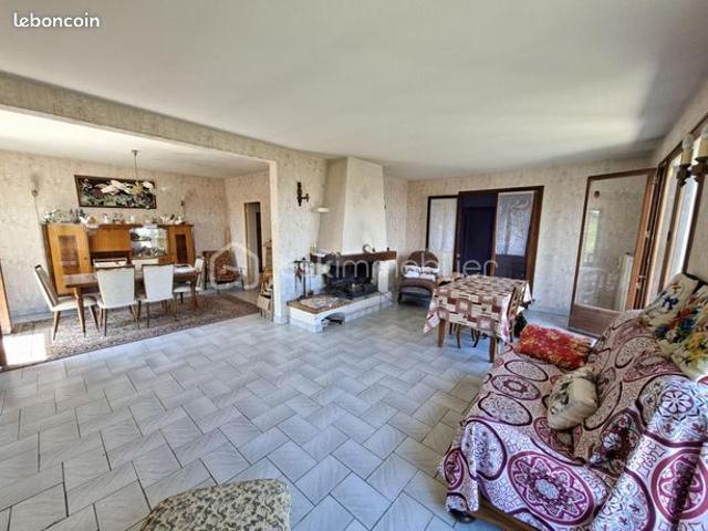 Maison vente à Soissons, Allemant