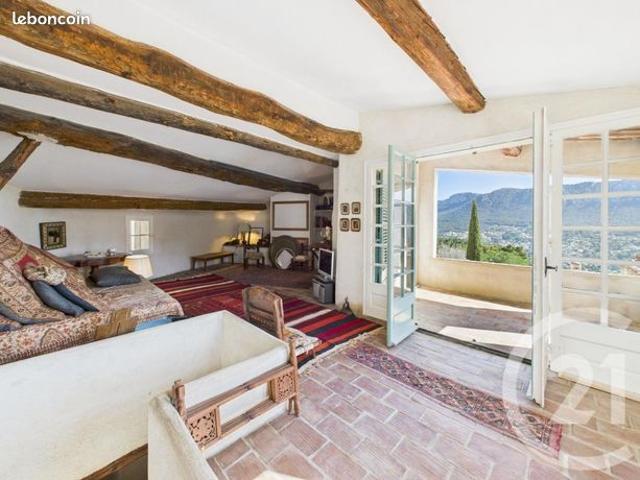 Maison vente à Le Revest-les-eaux
