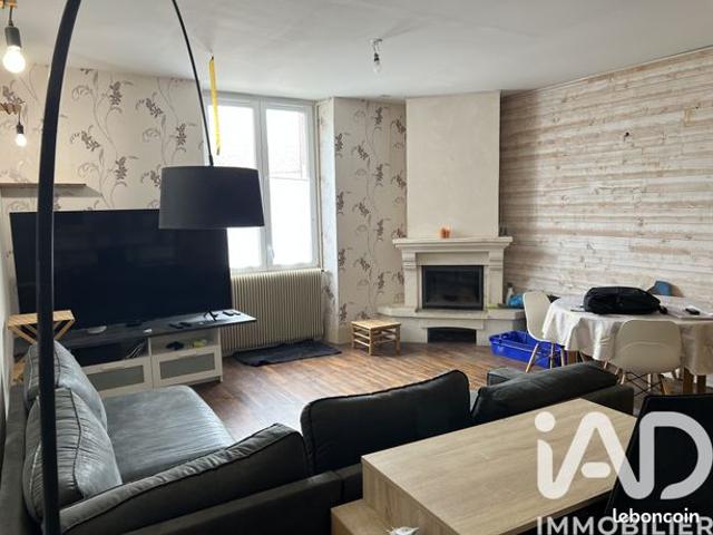 Maison vente à Montmorillon, Voulême