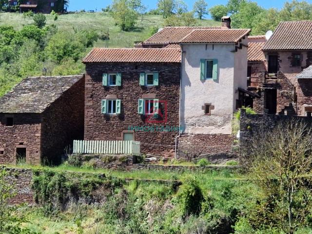 Maison vente à Millau, Combret