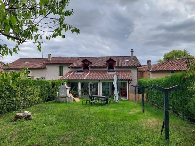 Maison vente à Nontron, Bourdeilles