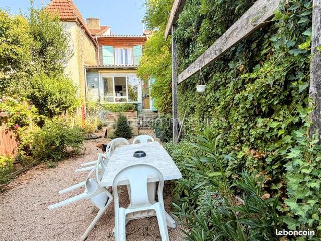 Maison vente à Mirande, Bassoues
