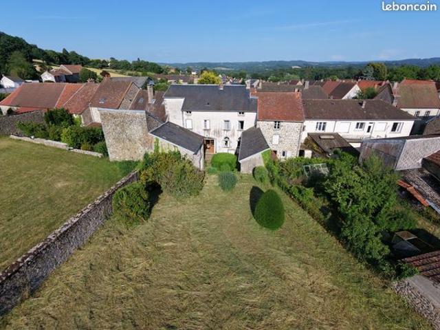 Maison vente à Aubusson, Bellegarde-en-marche