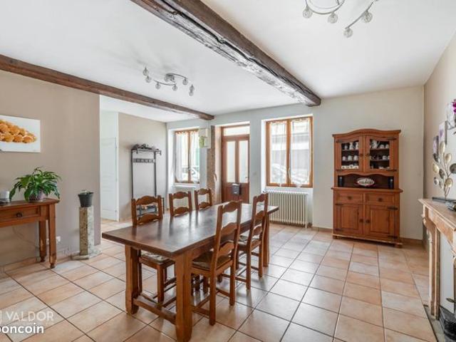 Maison vente à Bourg-en-Bresse, Montmerle-sur-saône