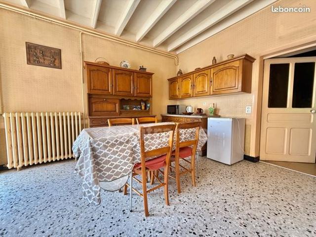 Maison vente à Roanne, Saint-priest-la-prugne